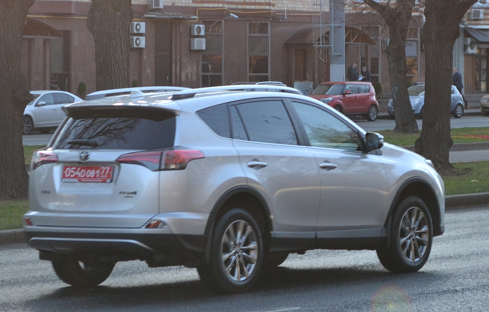 054 D 081 77, Toyota RAV4 4th gen (XA40), facelift, 2015–2019
