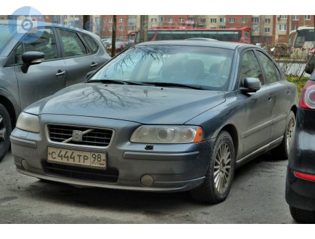 с444тр98, Volvo S60