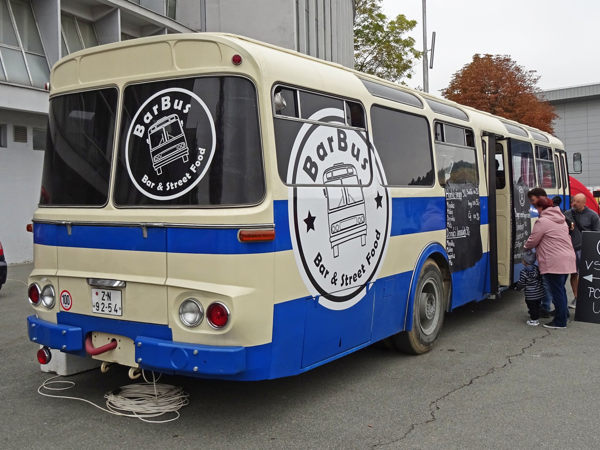 ZN 92-54, Karosa ŠL11 