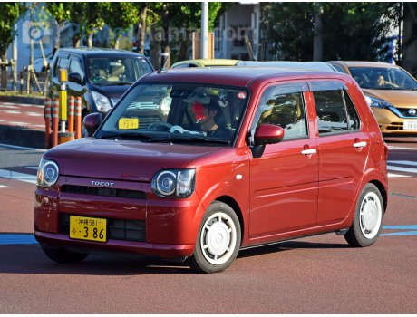 沖縄 581 ふ 386, Daihatsu Mira Tocot