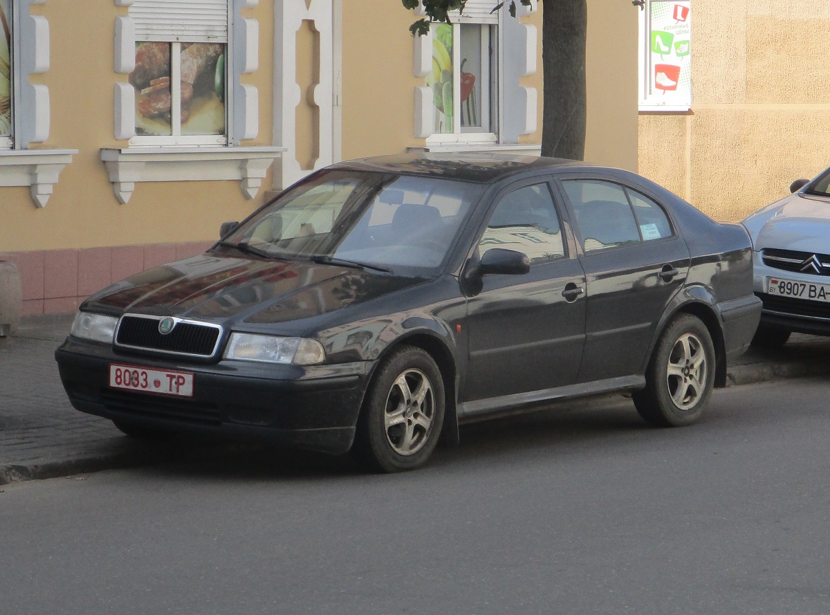 8033 TP, Skoda Octavia 1st gen Liftback (A4/1U2), 1996–2010