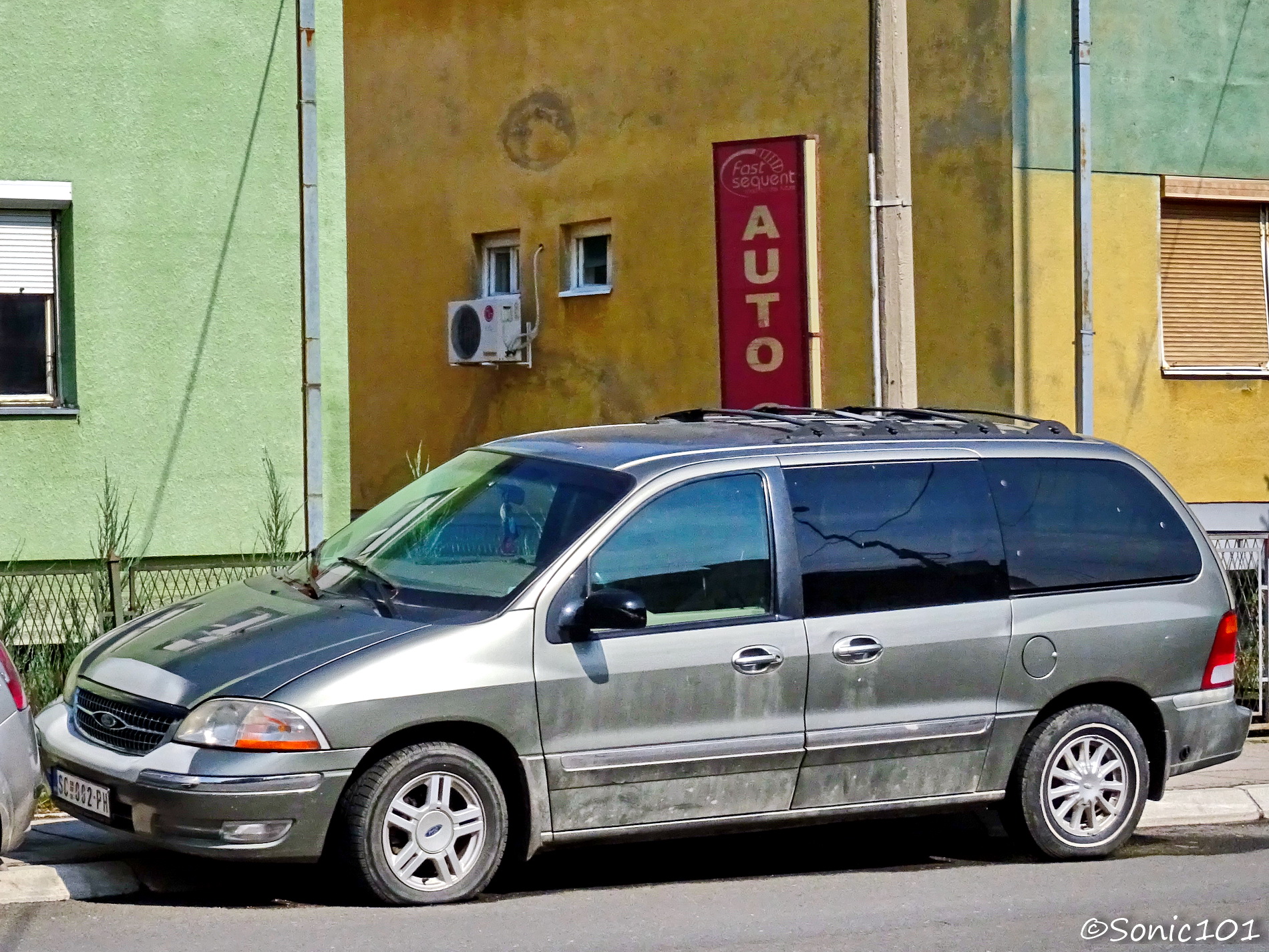 SC 002-PH, Ford Windstar 2nd gen (WIN126), 1998–2003