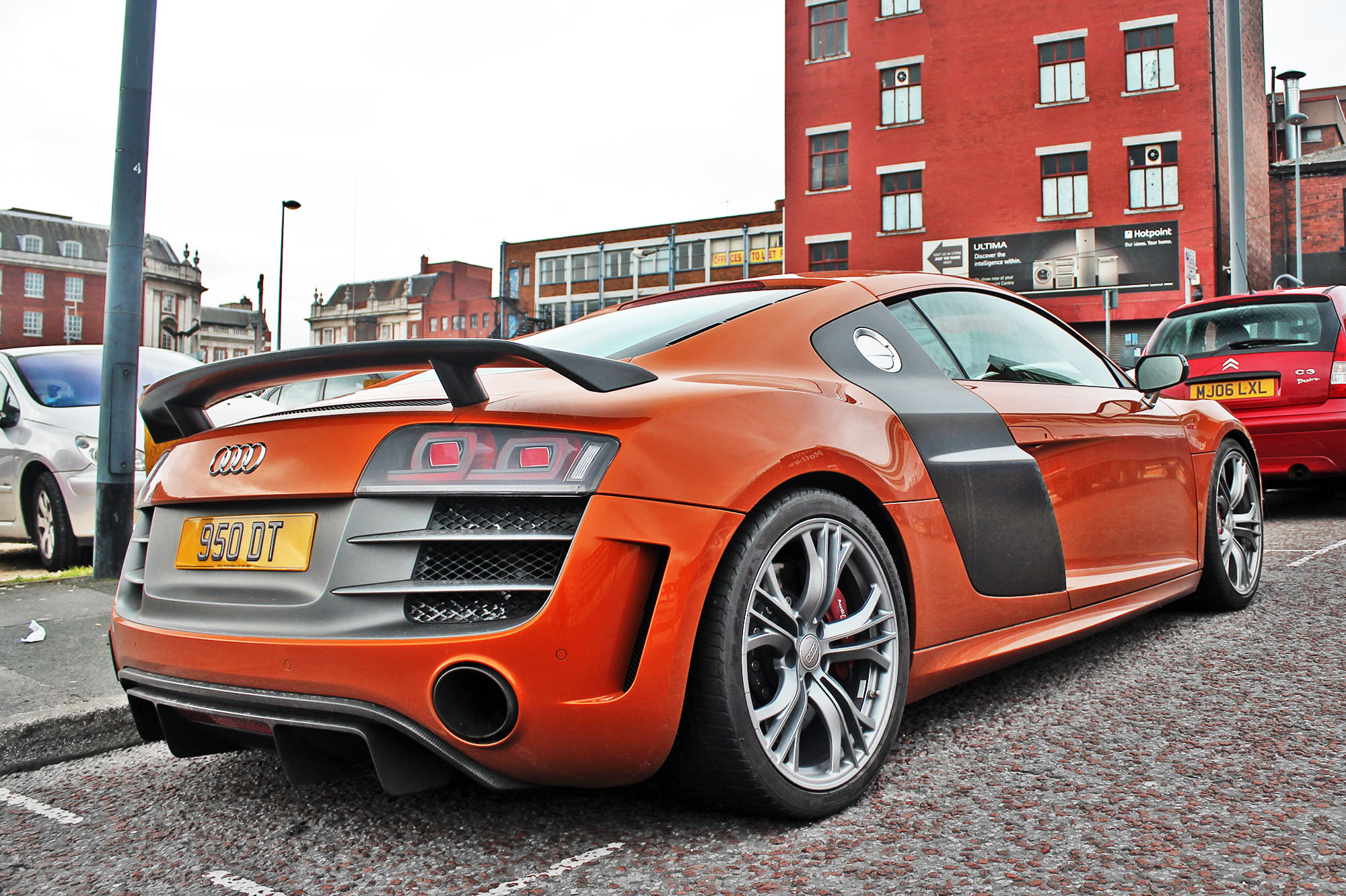 950DT, Audi R8 1st gen Coupé (422/423), 2006–2015