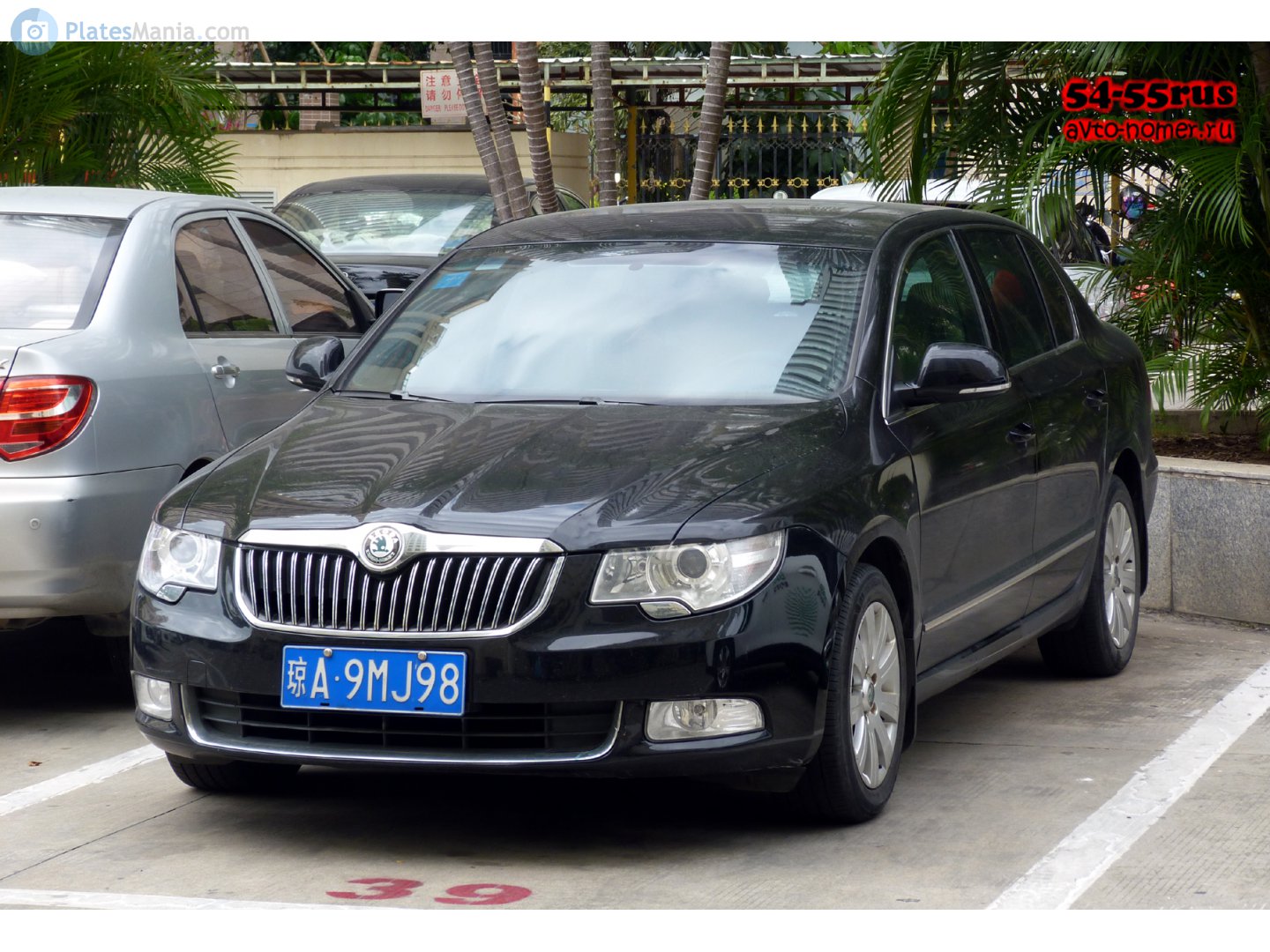 琼A·9MJ98, Skoda Superb 