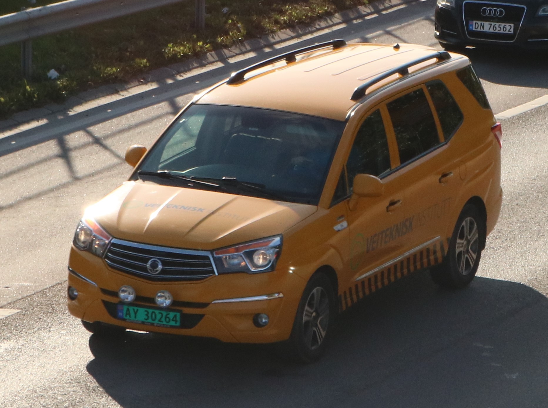 AY 30264, SsangYong (KGM) Rodius / Stavic / Turismo 2nd gen (A150), 2013–2018