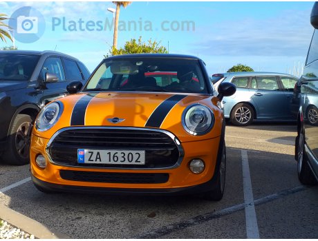 ZA 16302, MINI Hatch