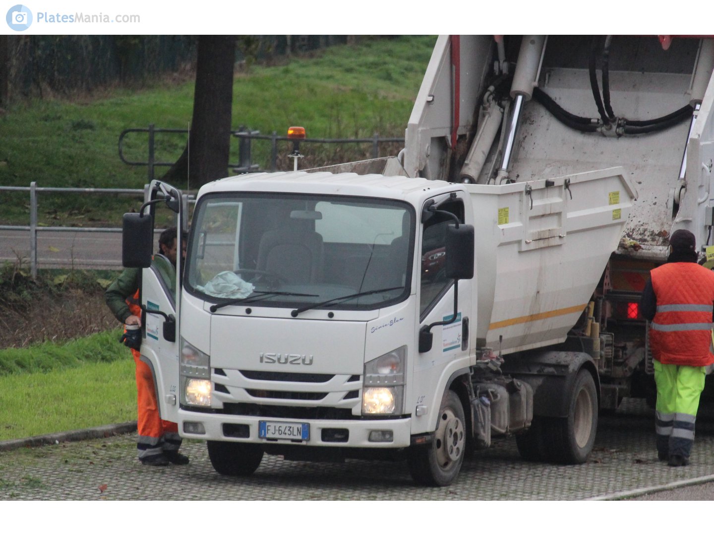 FJ 643 LN, Isuzu L-Series 