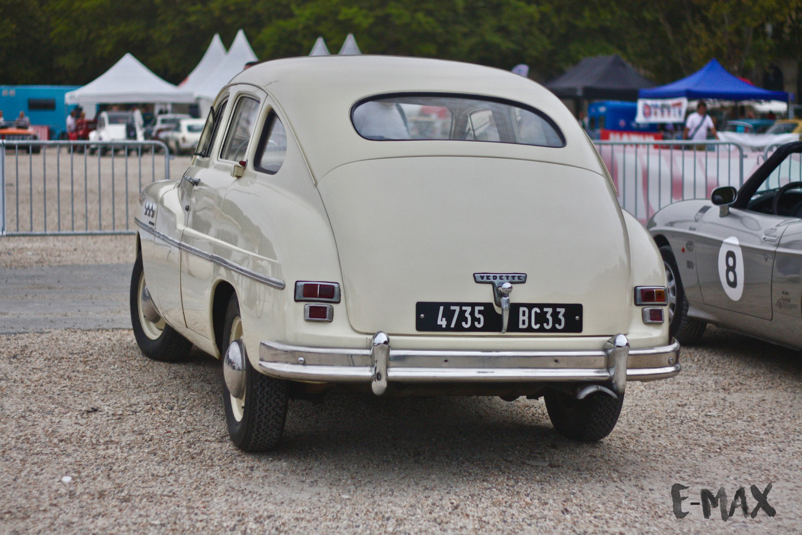 4735 BC 33, Ford Vedette 