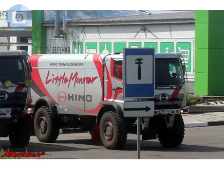 6790 УНУ, Hino 500 Series