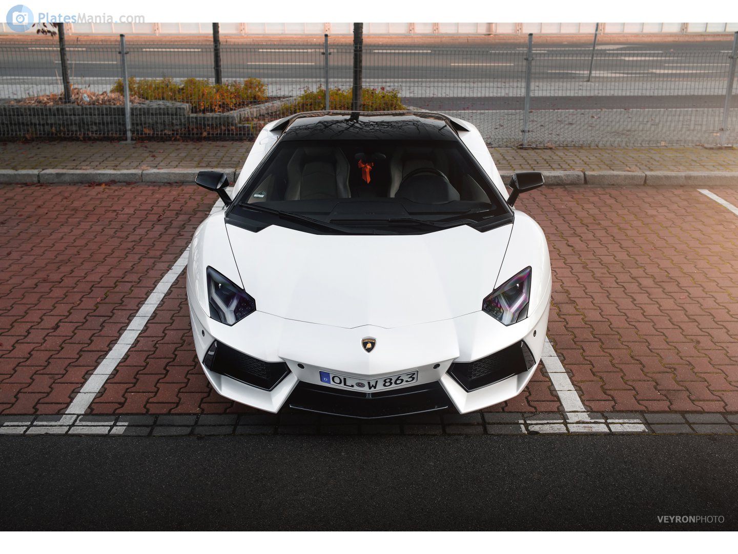 OL W 863, Lamborghini Aventador LP700-4, 2011–2016