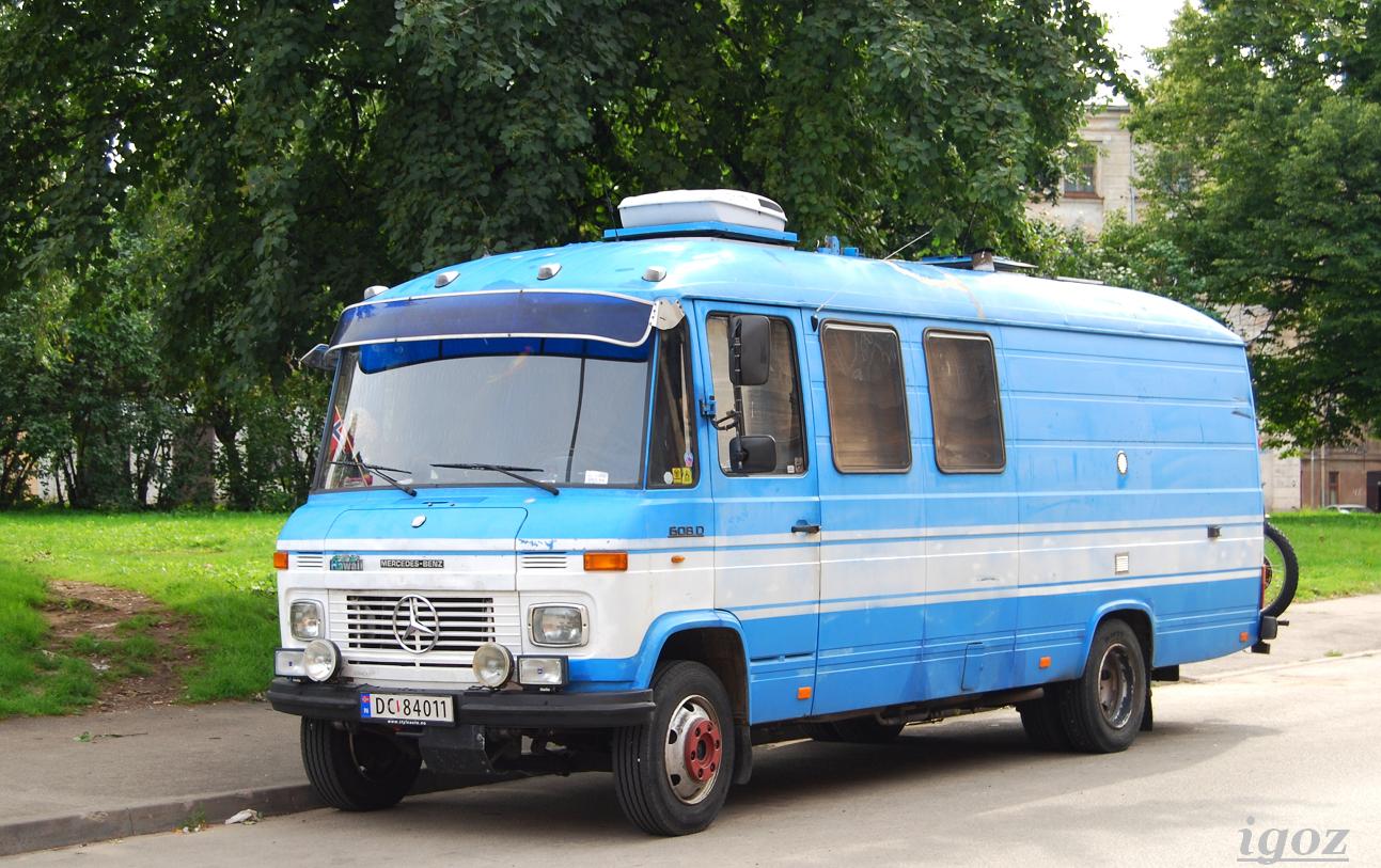 DC 84011, Mercedes-Benz T2 1st gen (309/310/313), 1966–1990