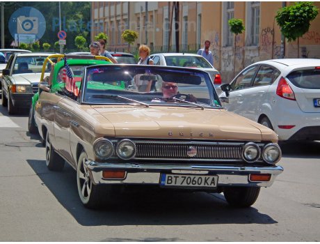 BT 7060 KA, Buick Skylark