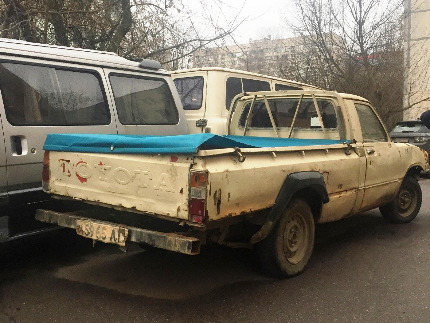 м 5965 ЛГ, Toyota Hilux 3rd gen (N30/N40), 1978–1983