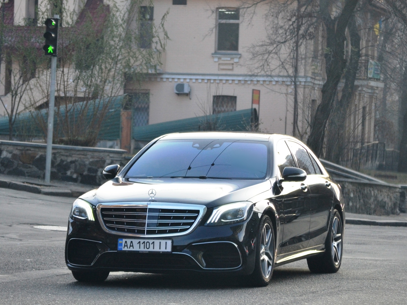 AA 1101 II, Mercedes-Benz S-Klasse 8th gen Sedan (W222/V222), 2013–2020