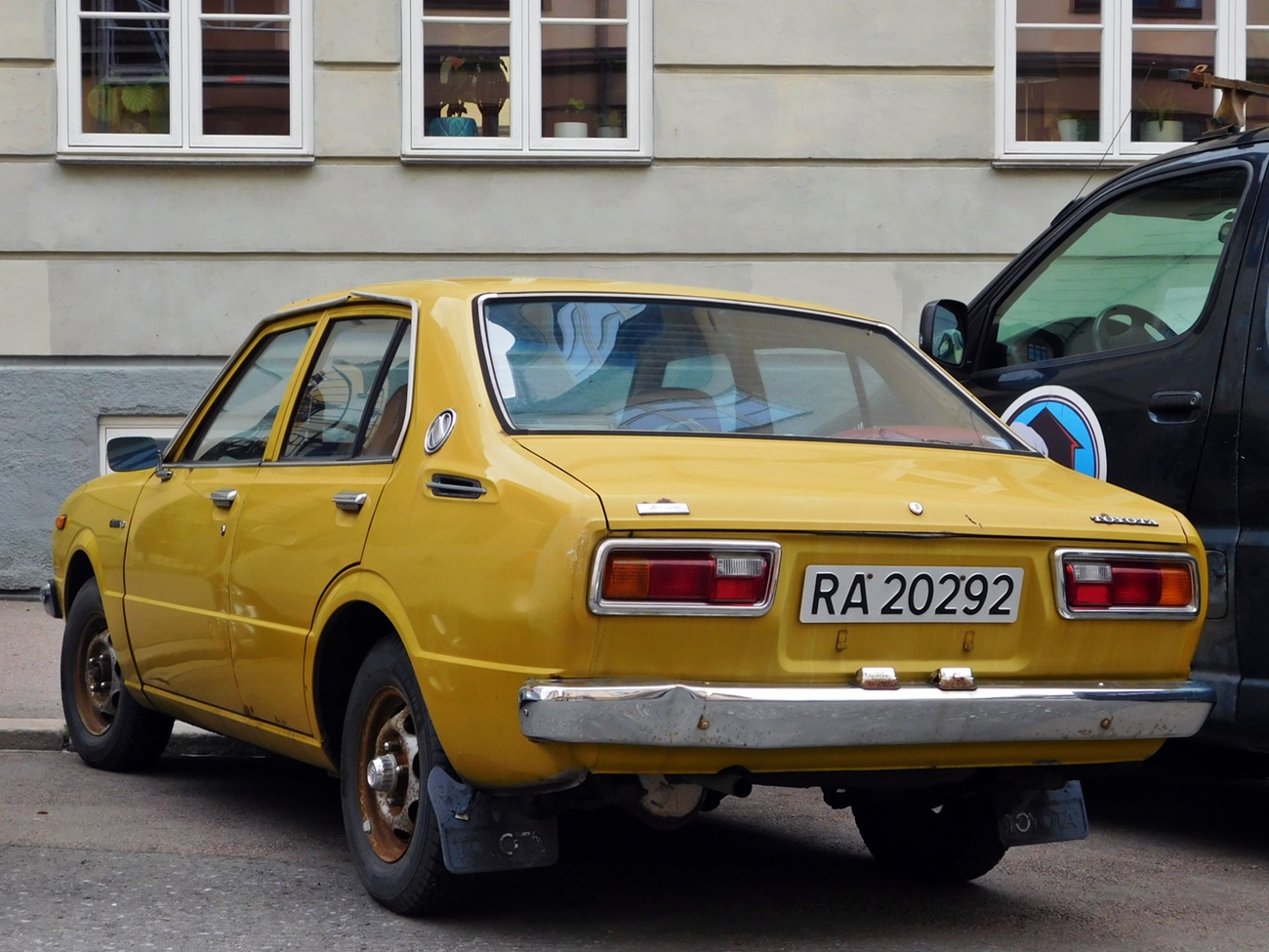 RA 20292, Toyota Corolla 3rd gen 4-door Sedan (E30-E60), 1974–1979
