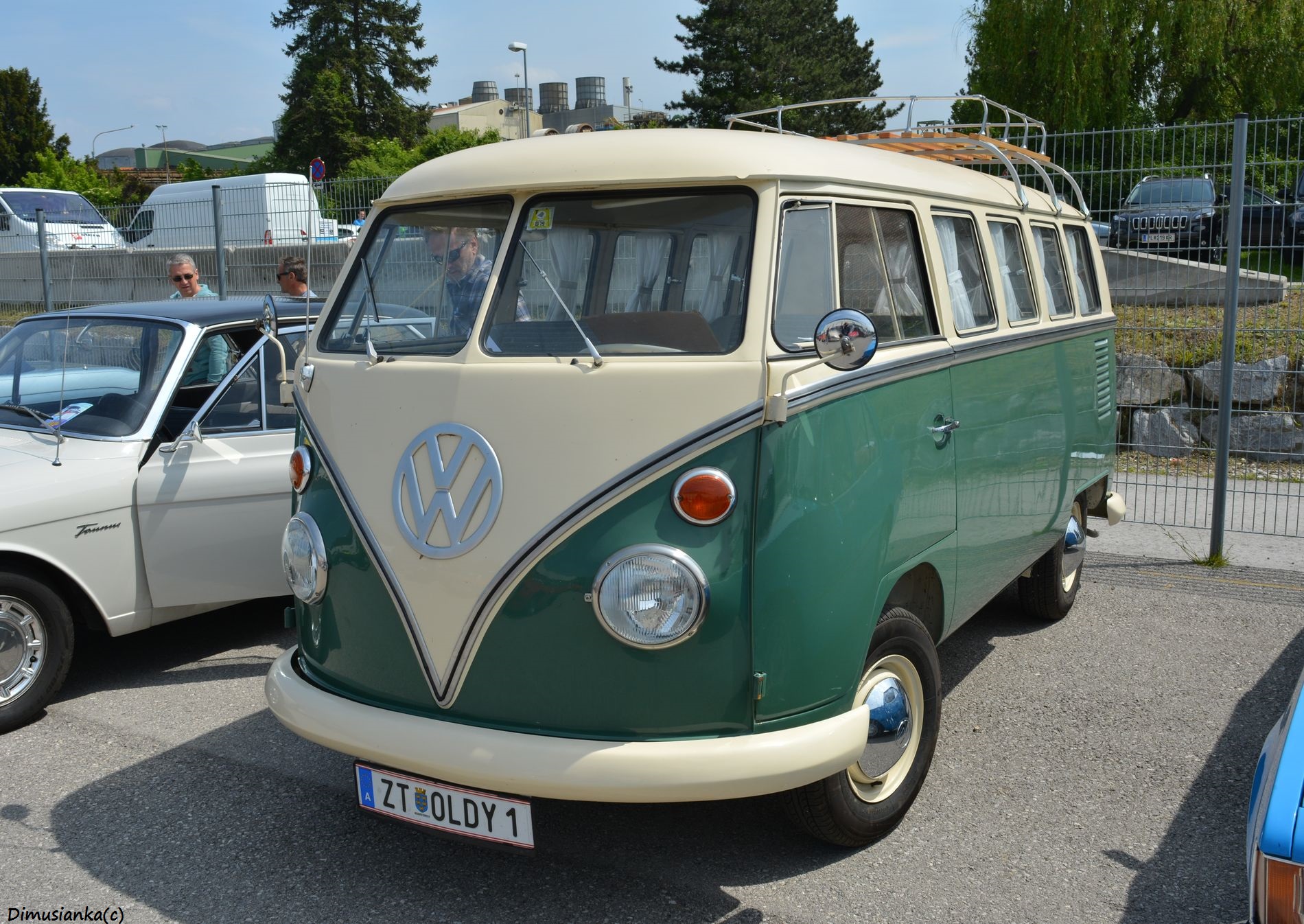 ZT OLDY 1, Volkswagen Bus 