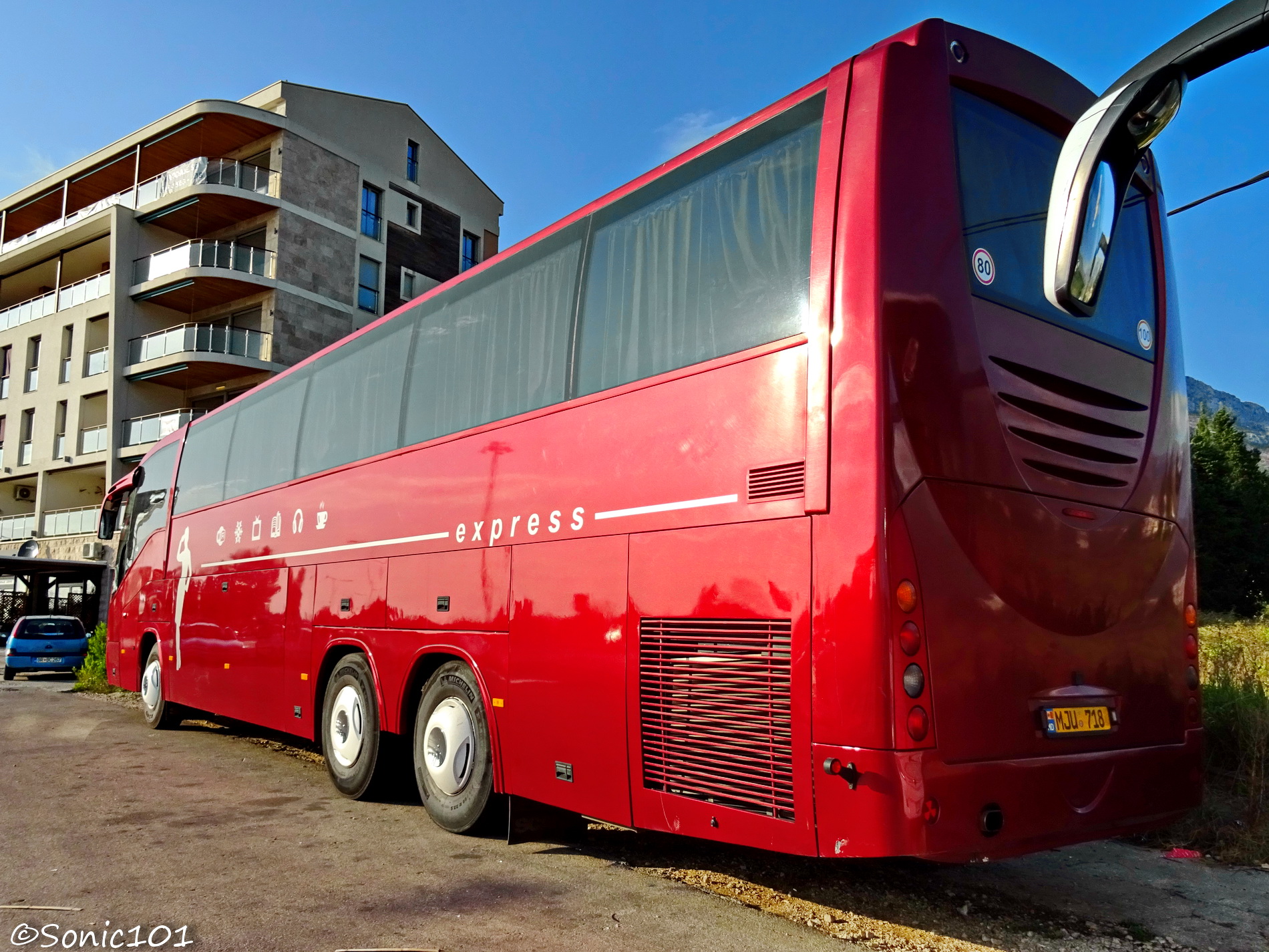 MJU 718, Irizar Century III 1st gen, 2nd facelift, 2004–2013