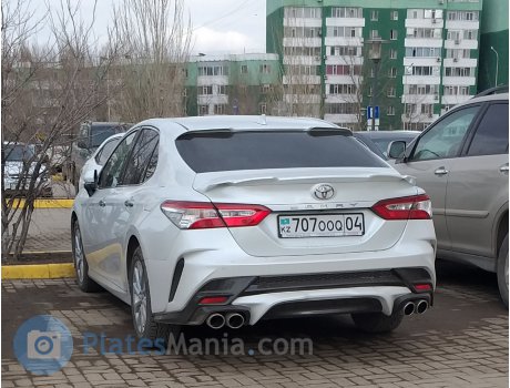 707 OOQ 04, Toyota Camry