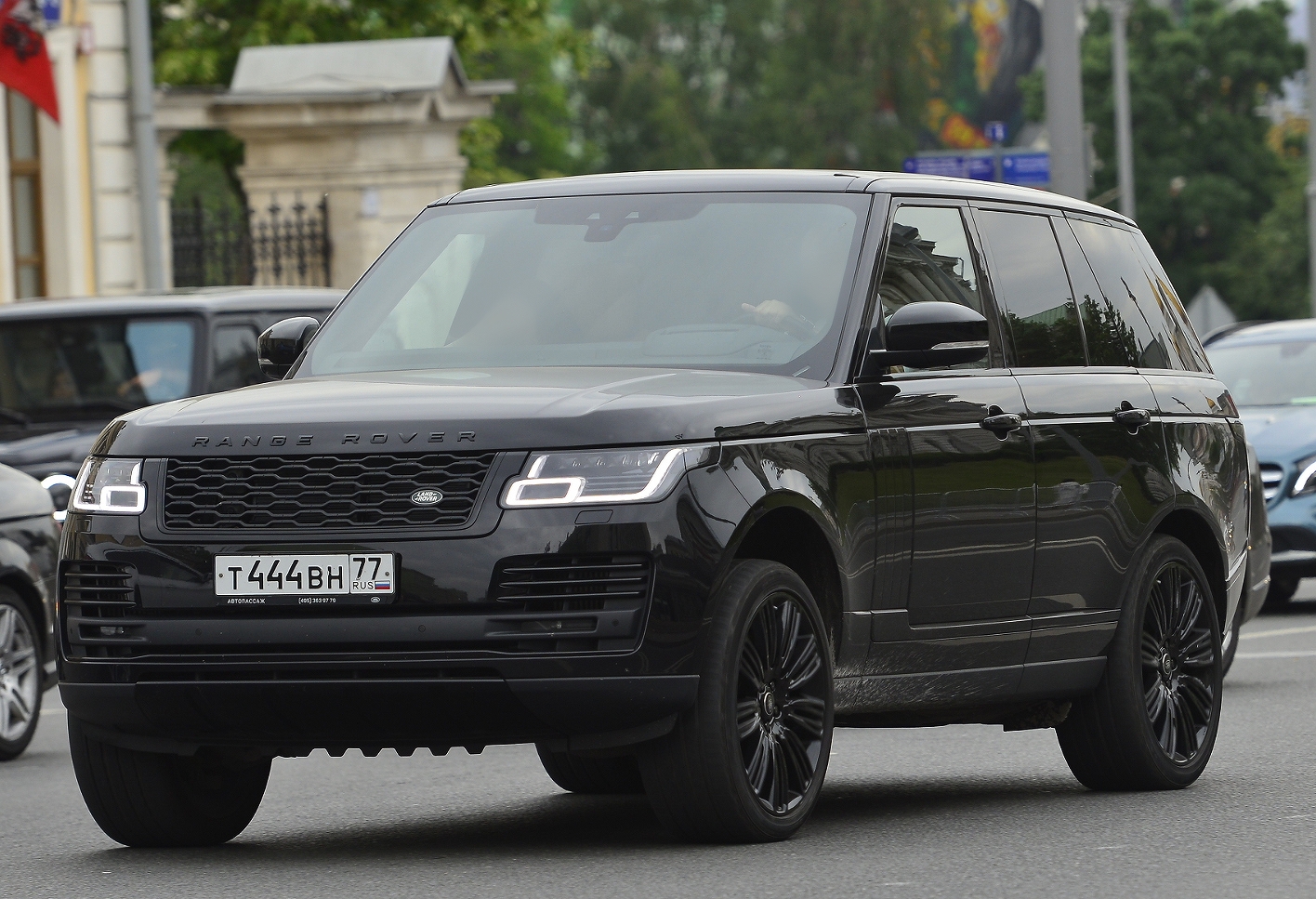т 444 вн 77, Land Rover Range Rover 4th gen (L405), facelift, 2017–2022