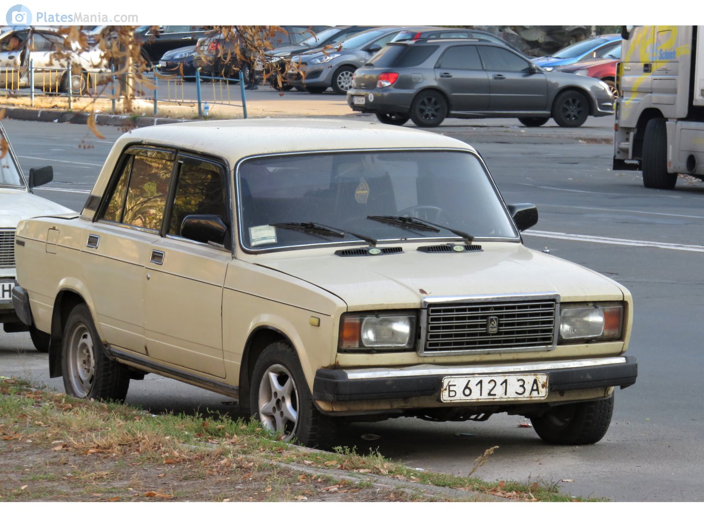 б 6121 ЗА, Lada (VAZ) 2107 Жигули (Nova / Riva / Signet / 1500), 1982–2014
