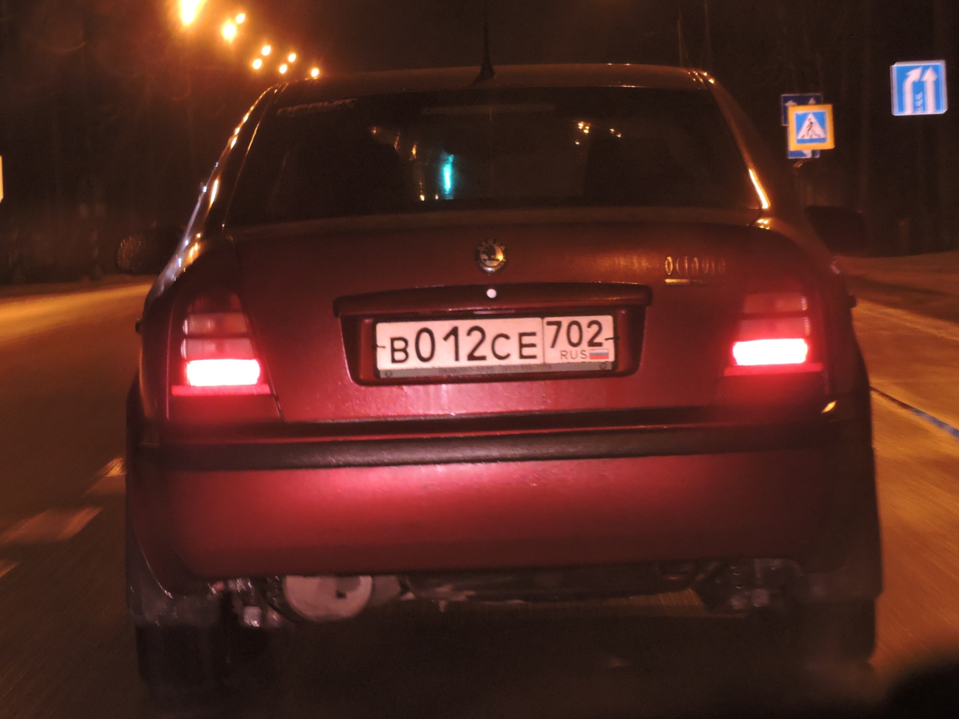 в 012 се 702, Skoda Octavia 