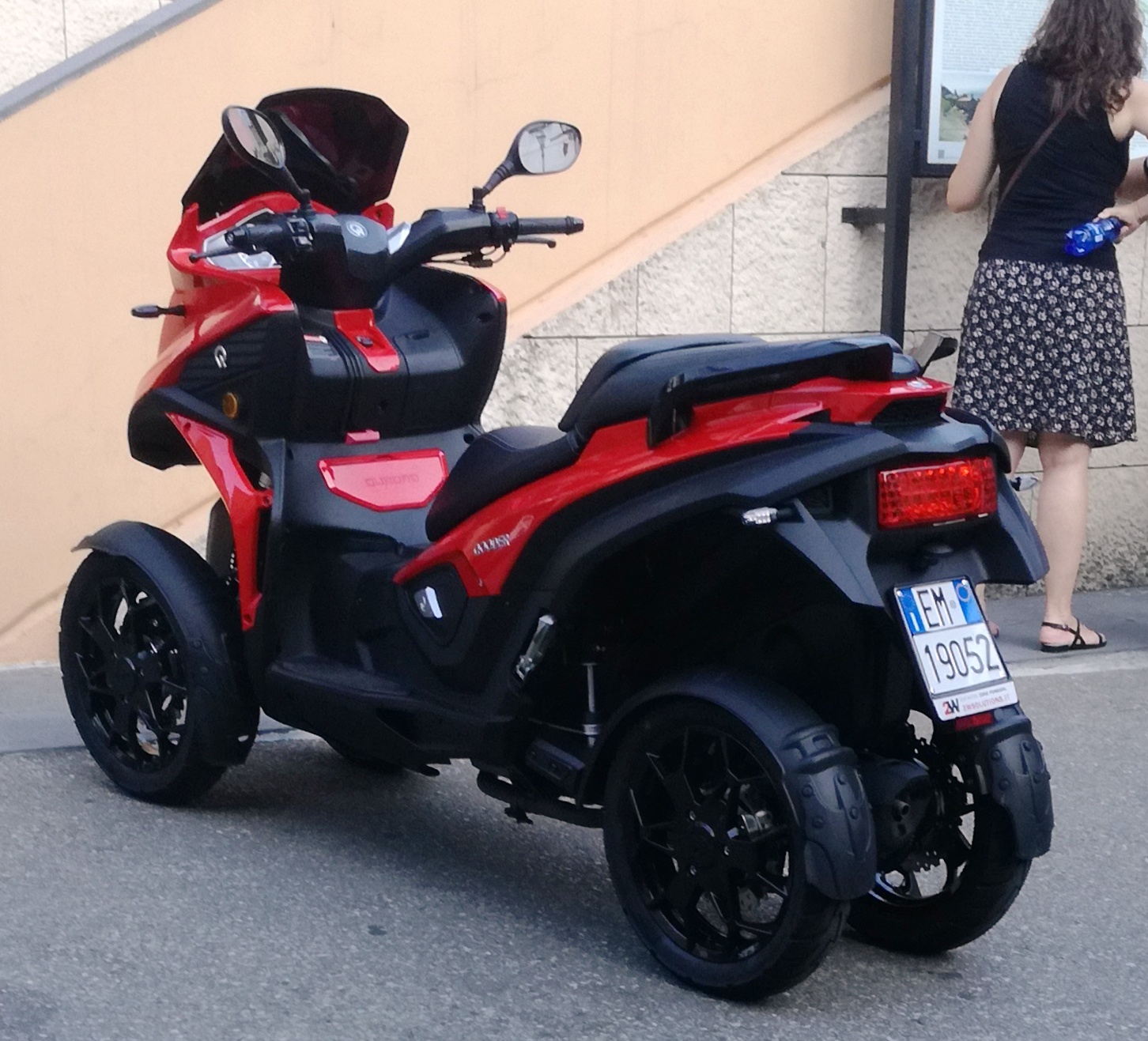 EM 19052, Quadro QV4 