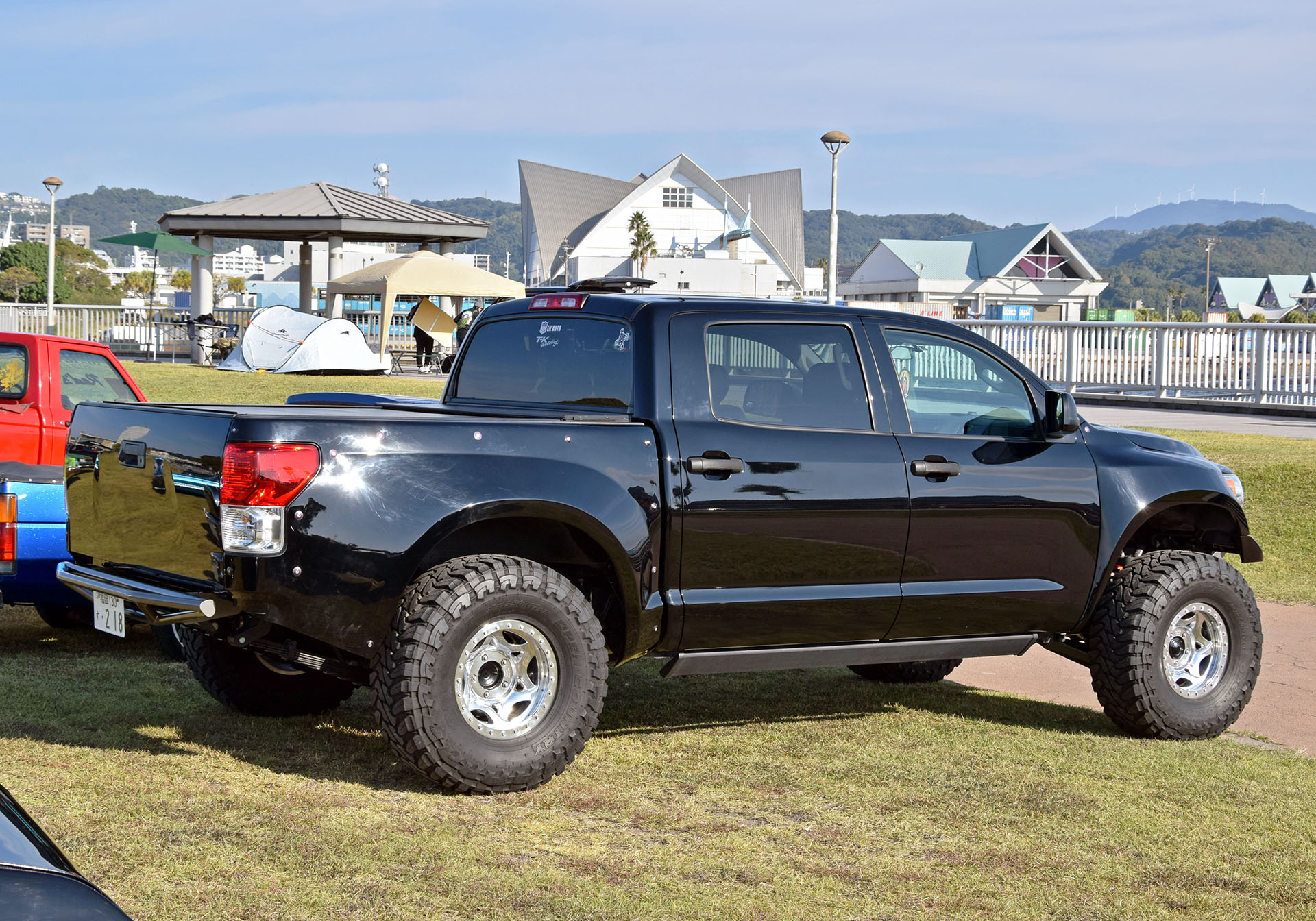 福岡 130 す 218, Toyota Tundra 2nd gen (XK50), 2006–2013