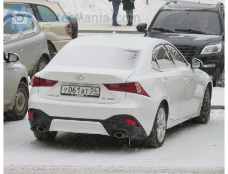 у061ат04, Lexus IS