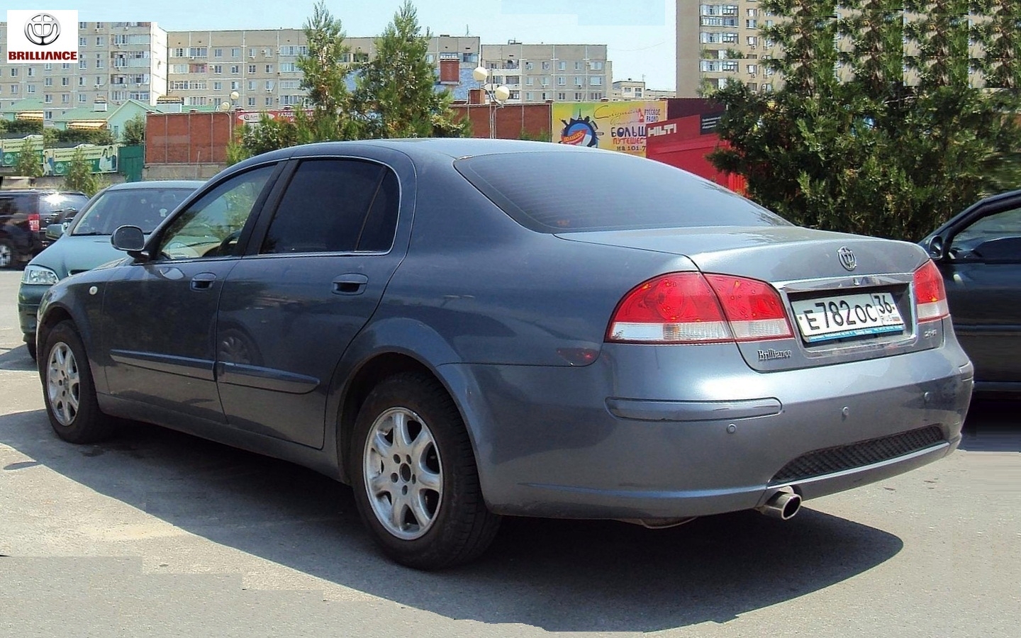 е 782 ос 36, Brilliance (Huachen Zhonghua) M1 