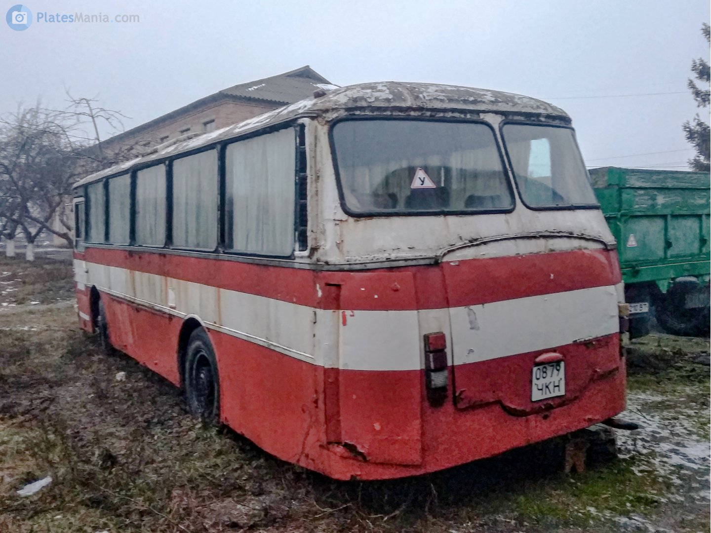 0879 ЧКН, LAZ 697 