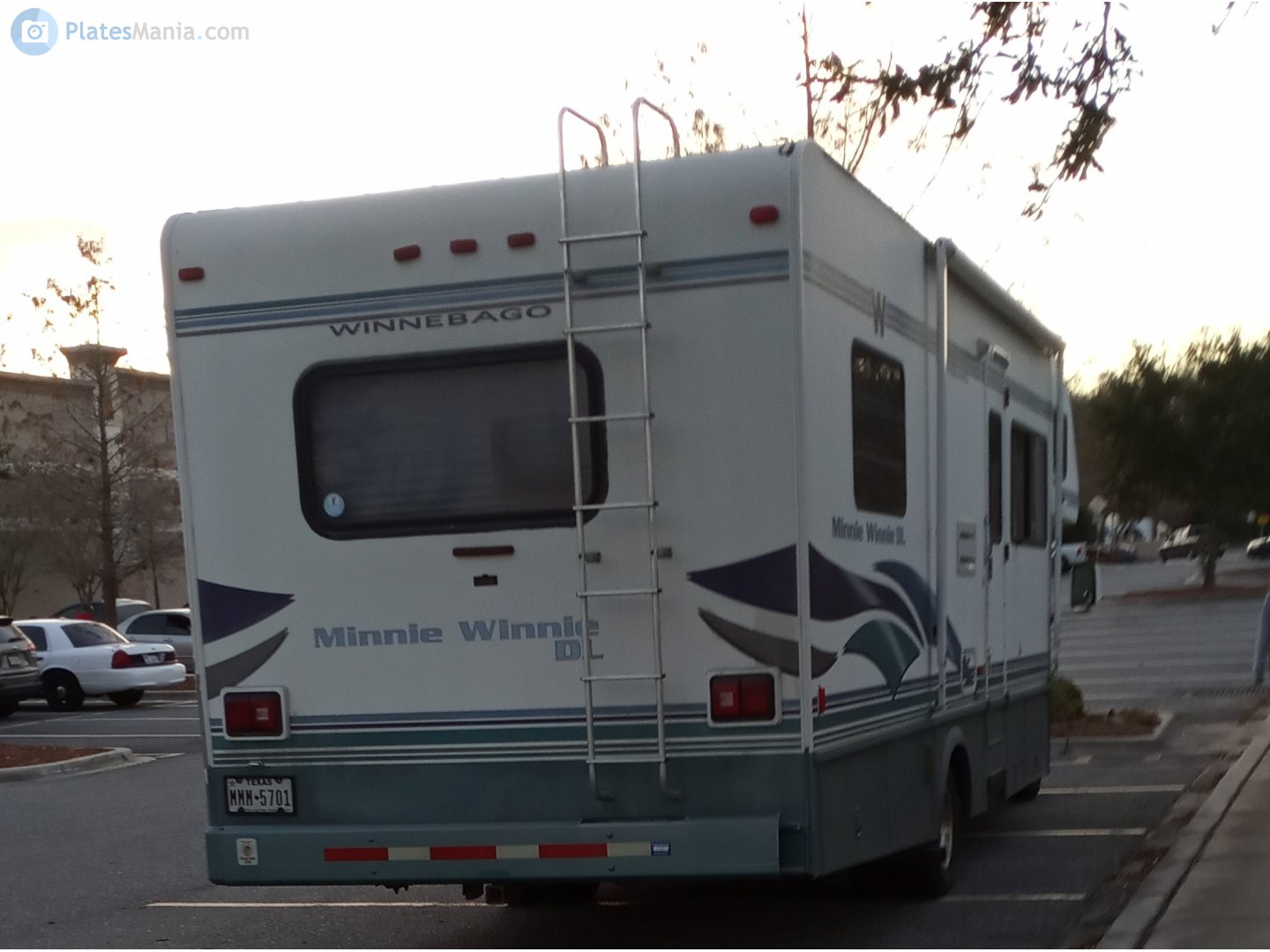 MMM-5701, Winnebago Minnie Winnie 