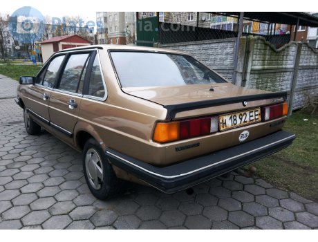 н 1892 ЕЕ, Volkswagen Santana