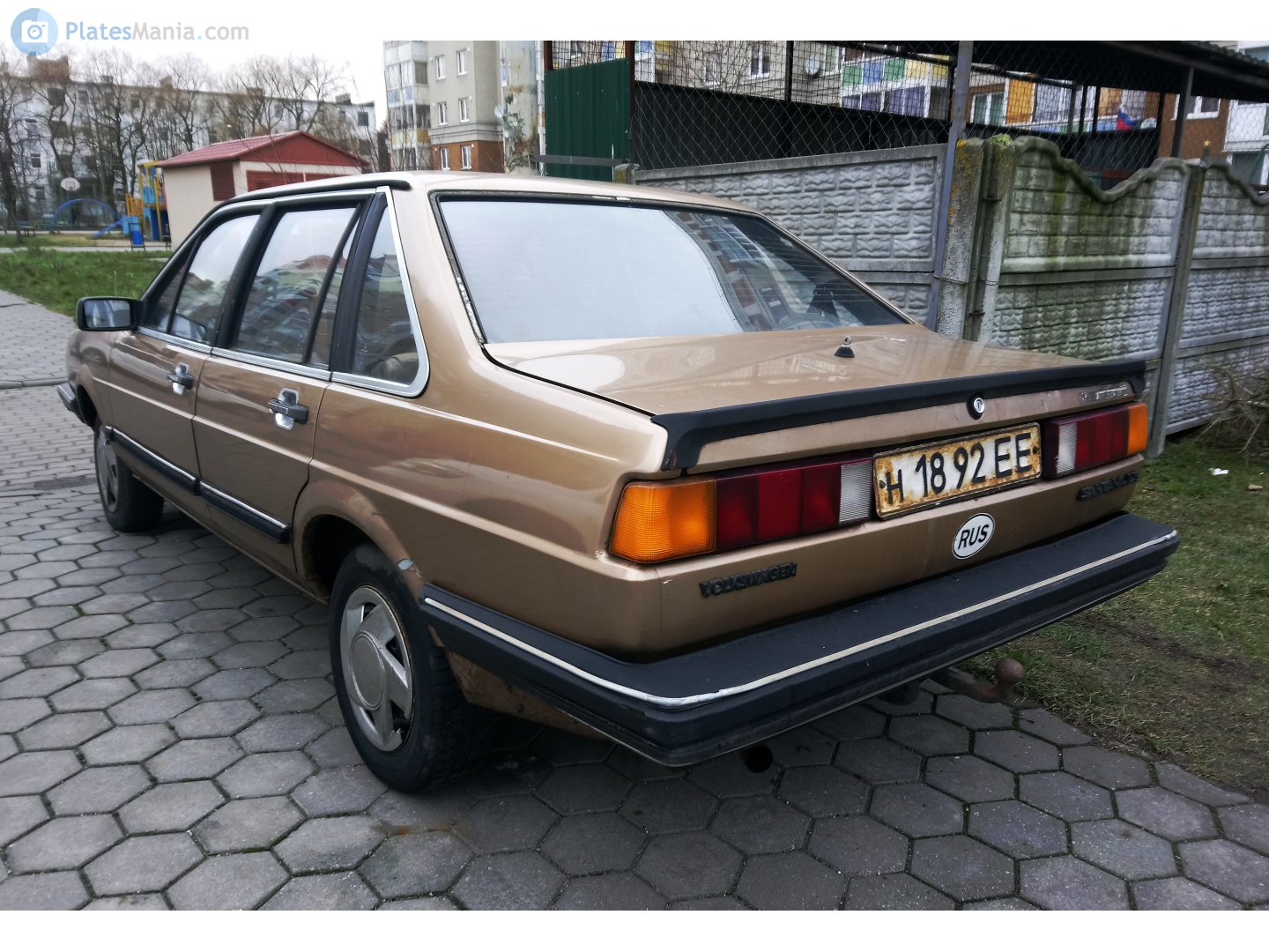 н 1892 ЕЕ, Volkswagen Santana 