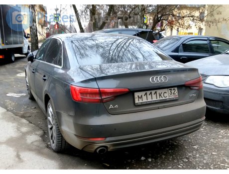 м111кс32, Audi A4