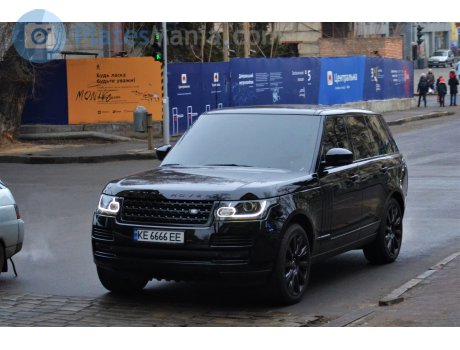 KE 6666 EE, Land Rover Range Rover