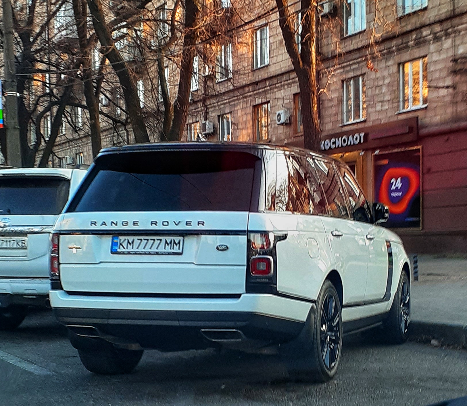 KM 7777 MM, Land Rover Range Rover 4th gen (L405), facelift, 2017–2022