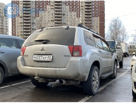 м037ар82, Mitsubishi Endeavor