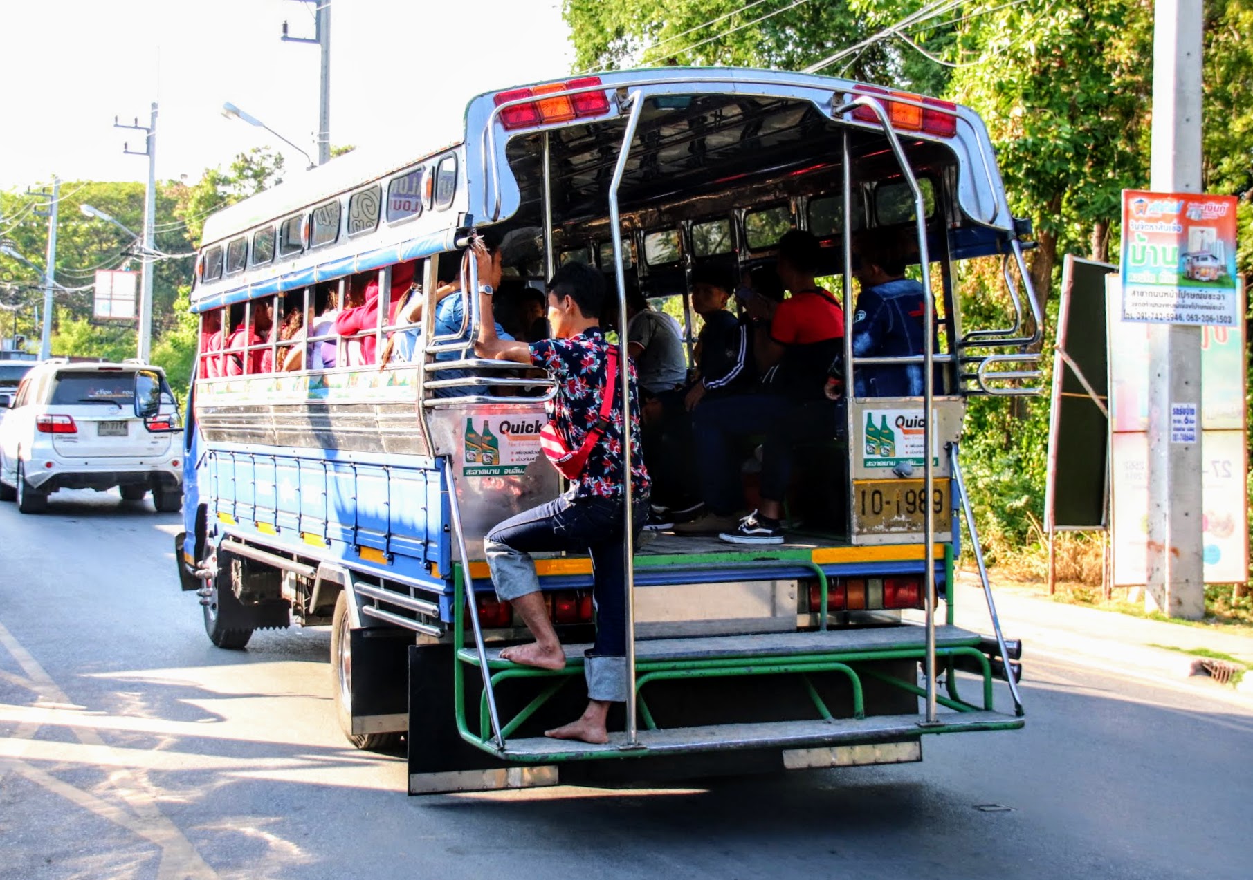 10-1989, Isuzu N-Series 