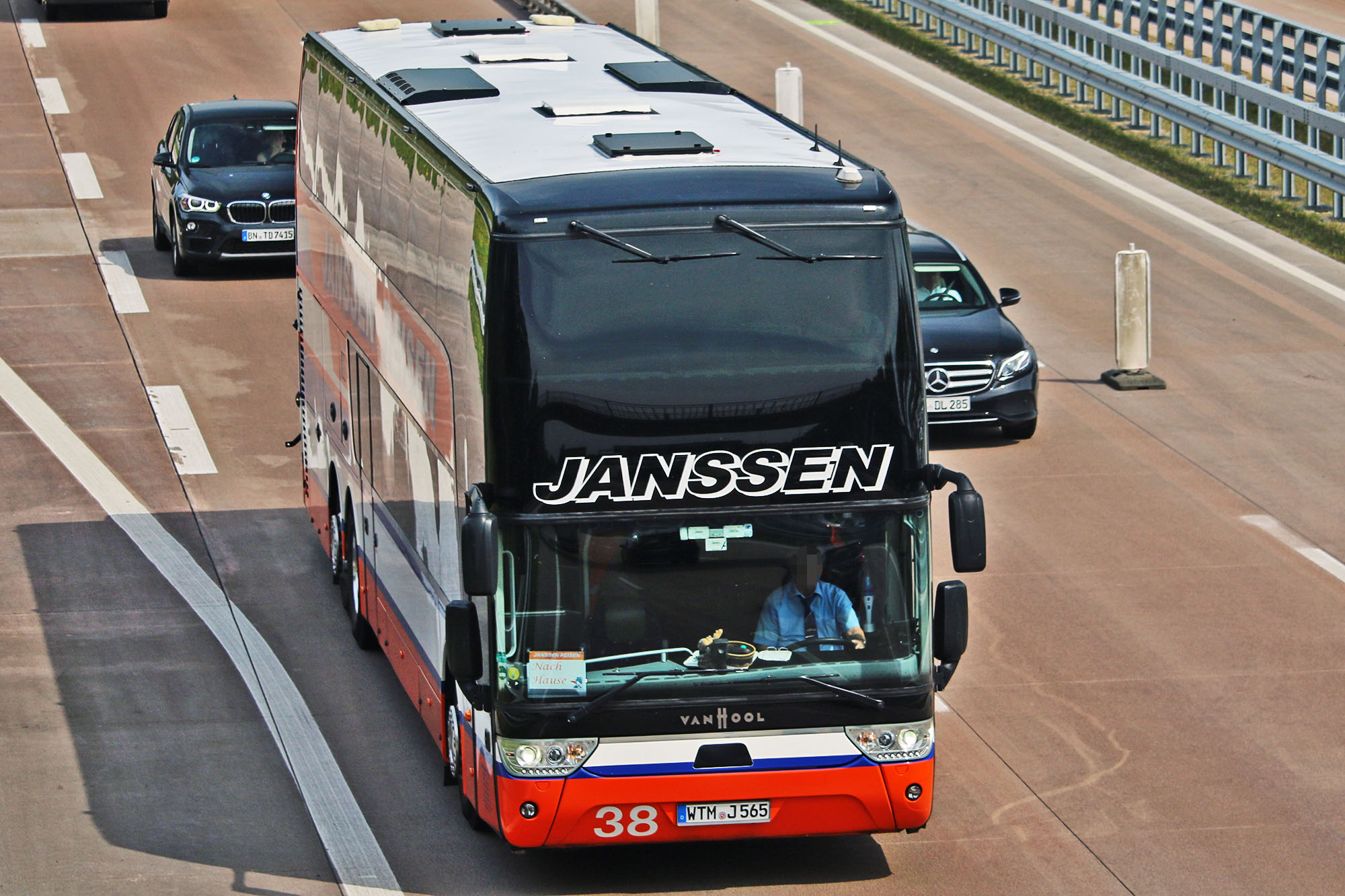 WTM J 565, Van Hool TX-Series 