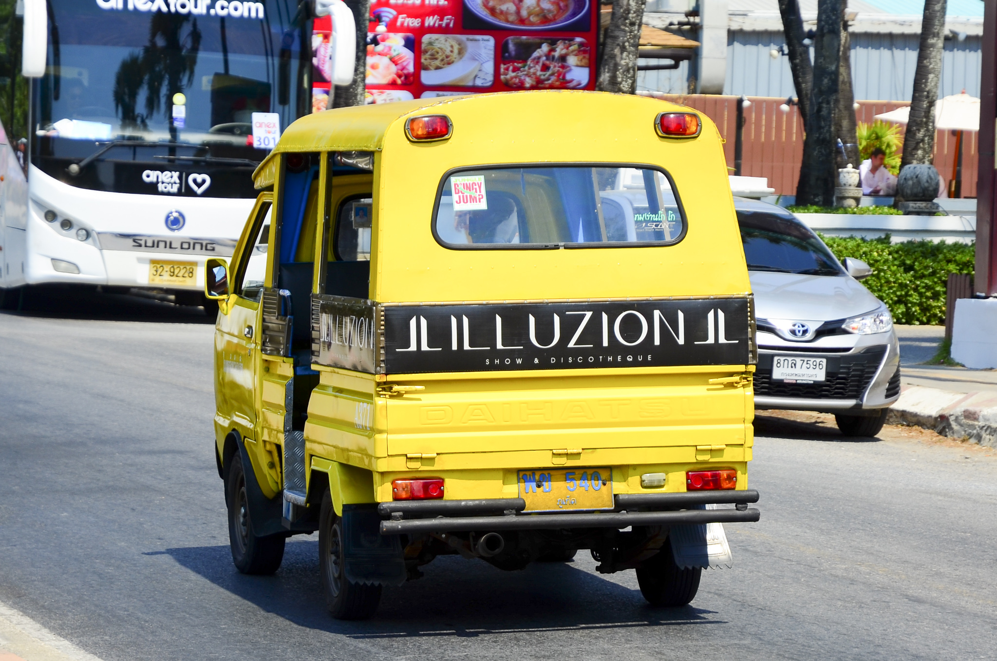ฟข 540, Daihatsu Hijet 5th gen Truck (S60), 1977-1981