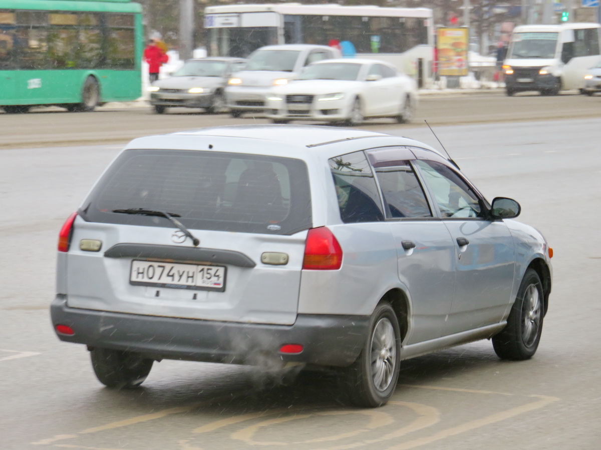 н 074 ун 154, Mazda Familia Van 2nd gen (Y11), 1999–2006