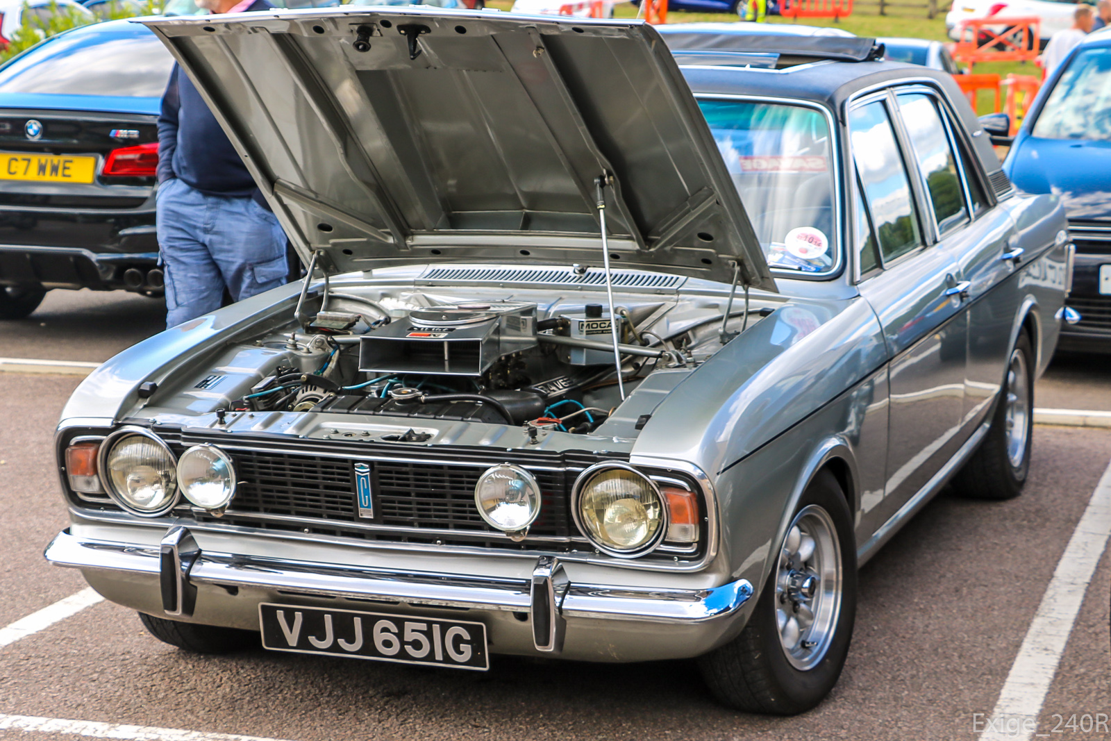 VJJ651G, Ford Cortina 2nd gen 4-door Sedan (Mk2) 1966–1970