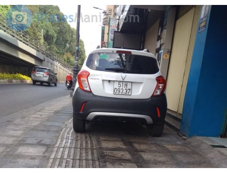 51H-093.37, VinFast Fadil