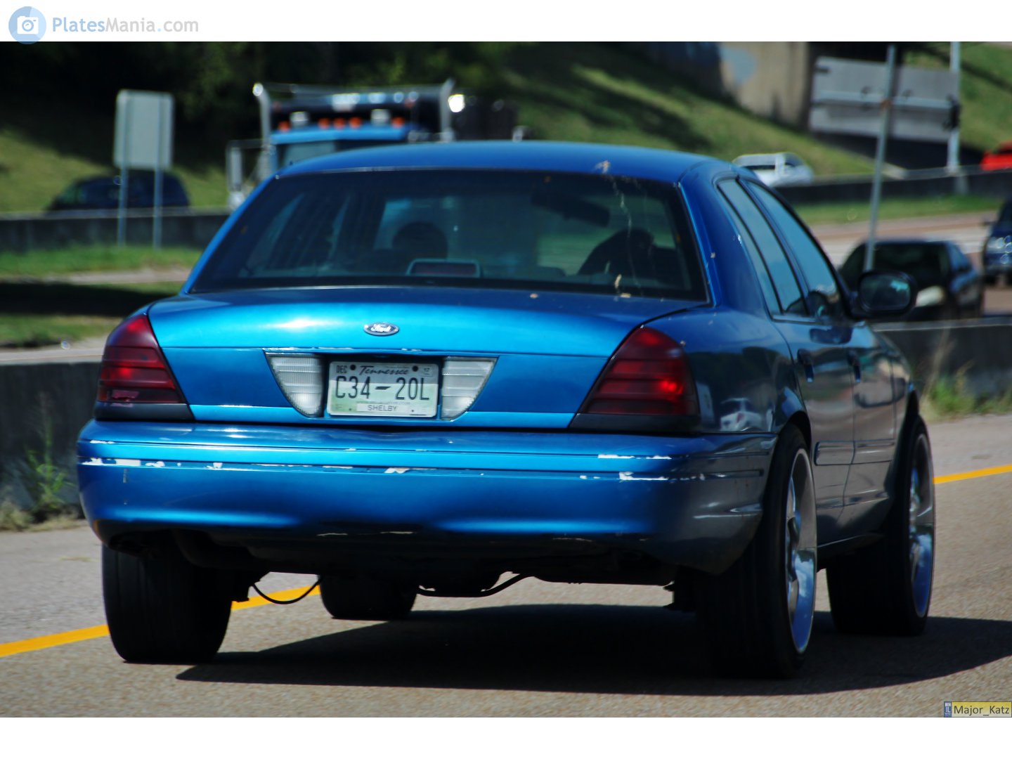C34-20L, Ford Crown Victoria 2nd gen (EN114), 1997–2012