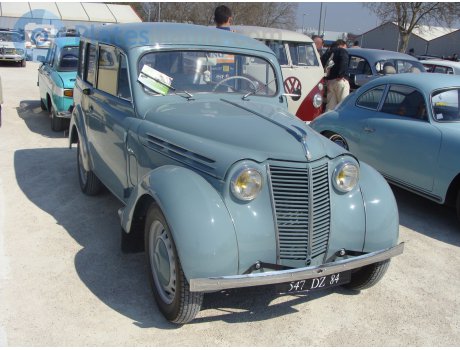 547 DZ 84, Renault Dauphinoise