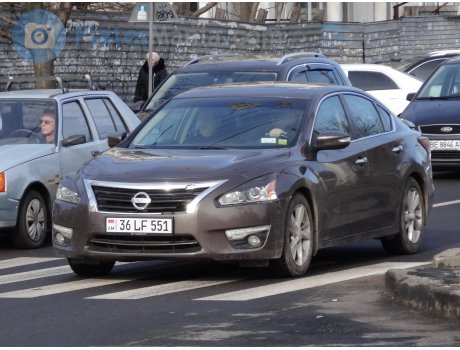 36 LF 551, Nissan Altima