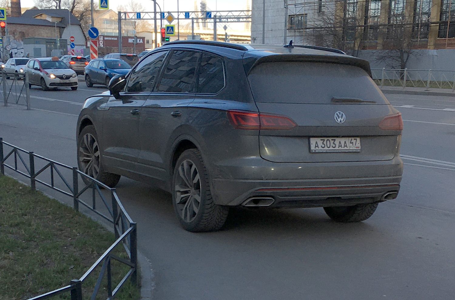 а 303 аа 47, Volkswagen Touareg 3rd gen (CR), 2018–2023