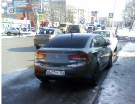 е637рк126, Kia Cerato Koup