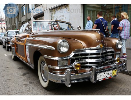 нт 004 х 77, Chrysler Town&Country