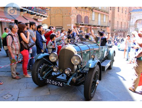 DZ-06-74, Bentley 3 Litre